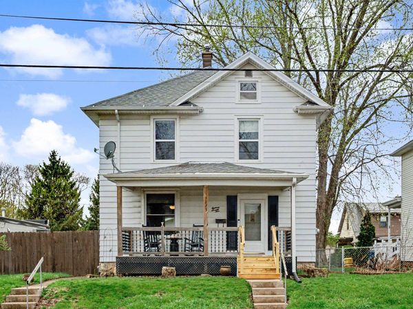 1875 Saint Ambrose Street, Dubuque, IA 52001