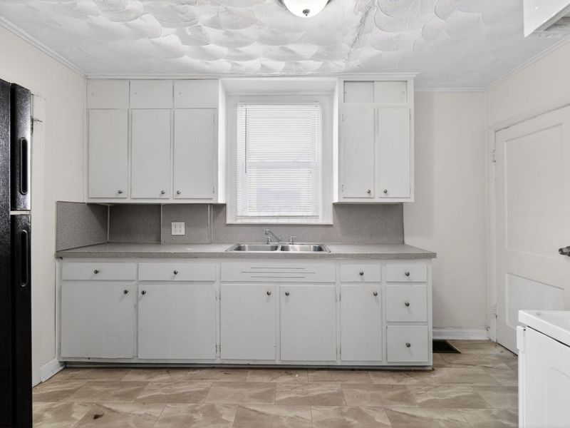 85 S Powell Avenue, Columbus, OH 43204 Photo 16