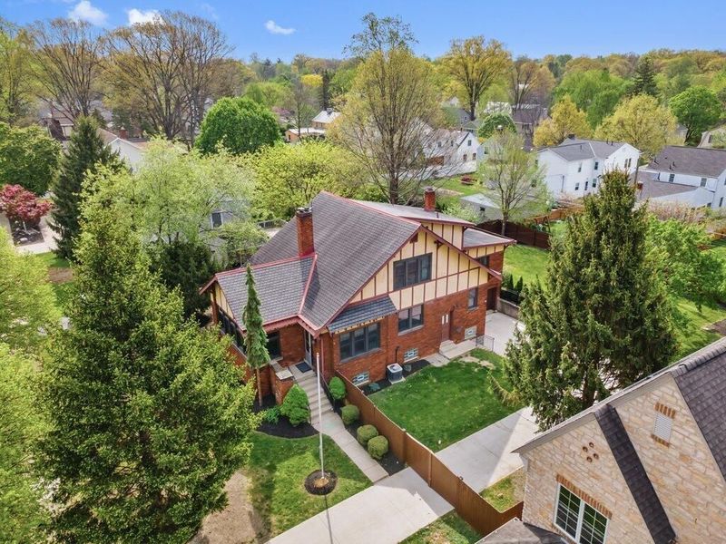 235 Acton Road, Columbus, OH 43214 Photo 2