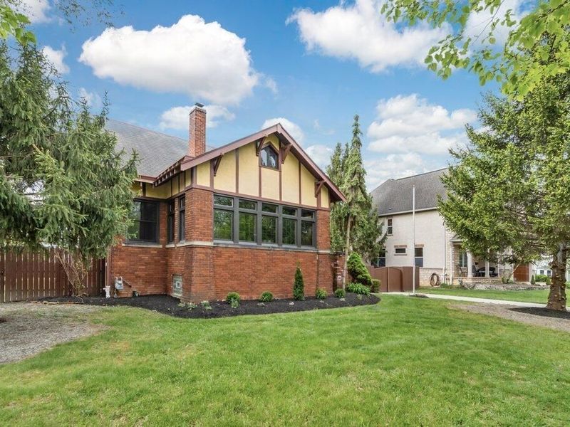 235 Acton Road, Columbus, OH 43214 Photo 3