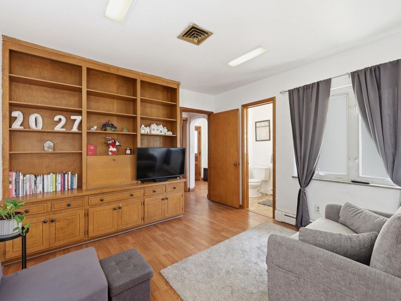 2457 Brookwood Road, Columbus, OH 43209 Photo 12