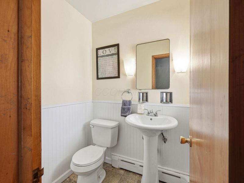 2457 Brookwood Road, Columbus, OH 43209 Photo 14