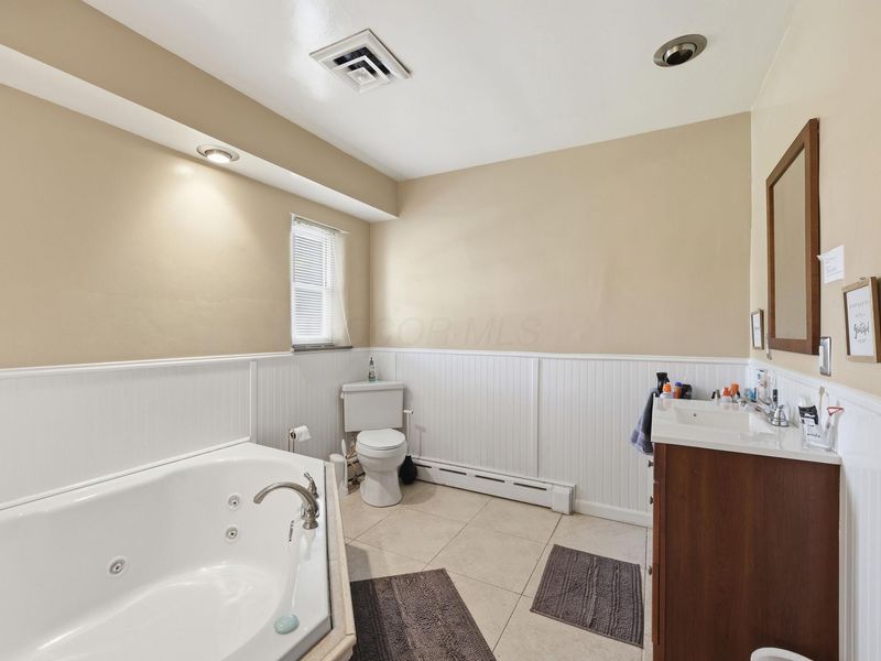 2457 Brookwood Road, Columbus, OH 43209 Photo 21