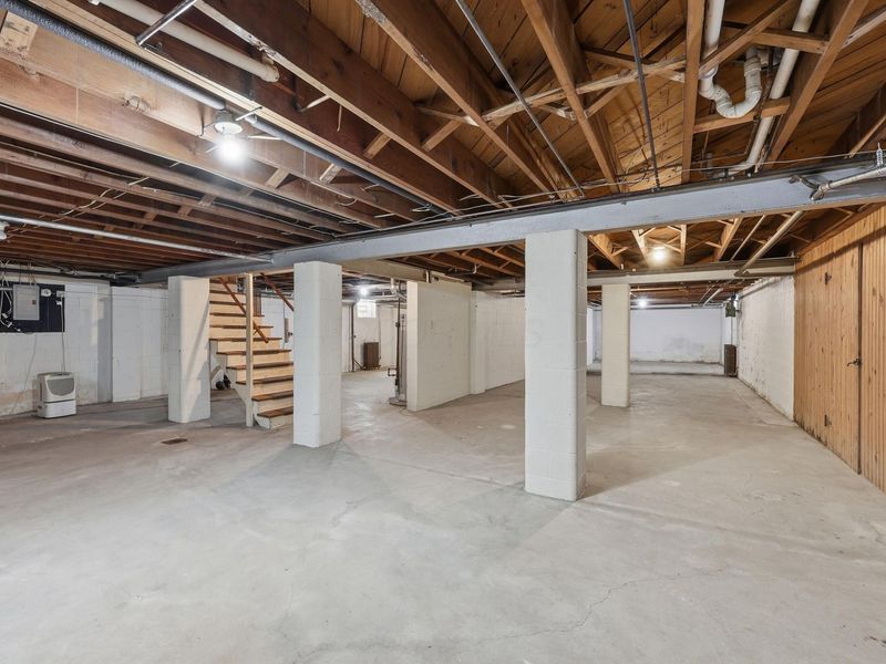 2457 Brookwood Road, Columbus, OH 43209 Photo 22