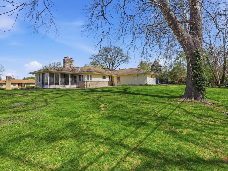 2457 Brookwood Road, Columbus, OH 43209 Photo 25