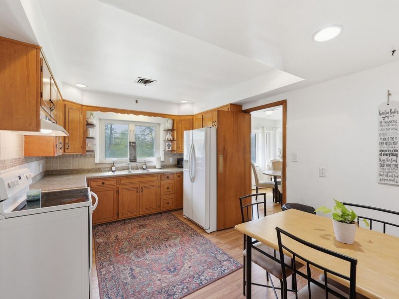 2457 Brookwood Road, Columbus, OH 43209 Photo 8