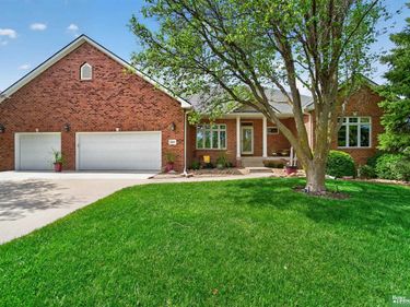 5021 Deer Ridge Drive, Eagle, NE 68347