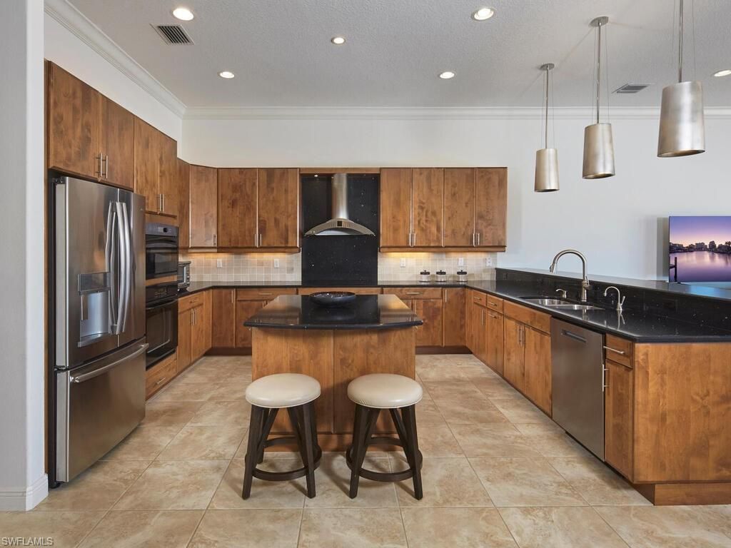 4419 Crayton Rd, Naples, FL 34103 Photo