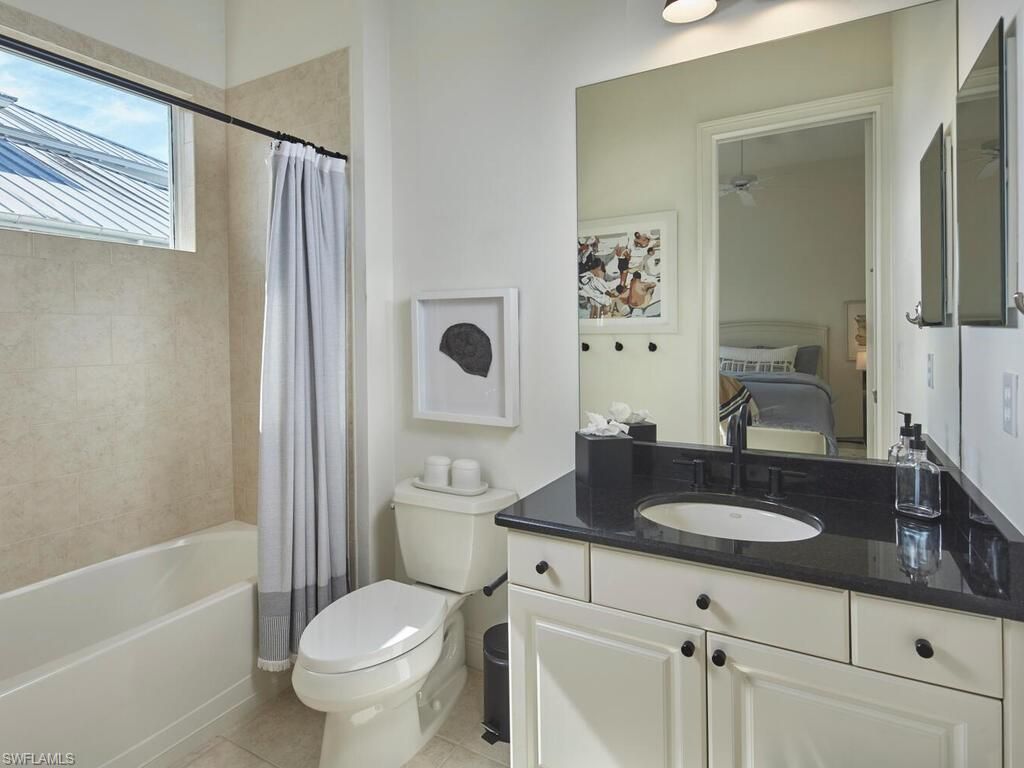 4419 Crayton Rd, Naples, FL 34103 Photo