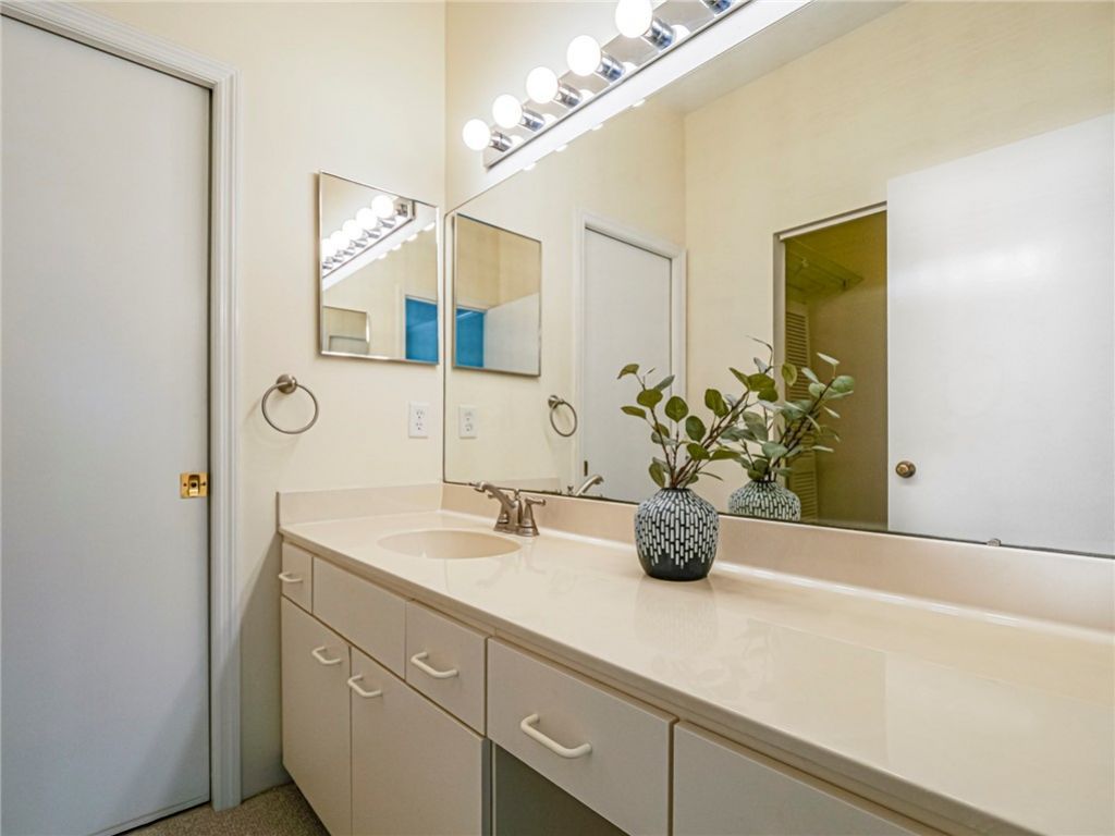 221 Park Shores Circle, Unit 221E, Vero Beach, FL 32963 Photo