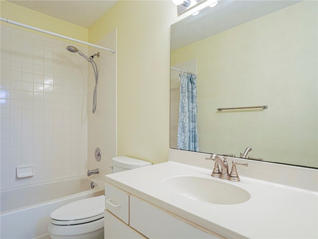 221 Park Shores Circle, Unit 221E, Vero Beach, FL 32963 Photo