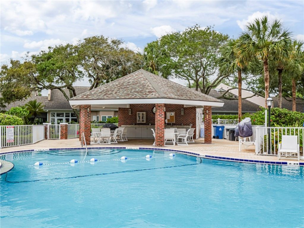 221 Park Shores Circle, Unit 221E, Vero Beach, FL 32963 Photo