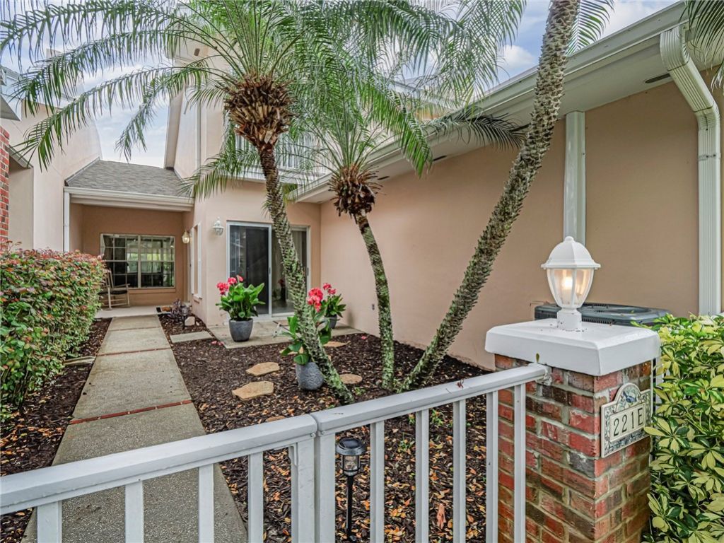221 Park Shores Circle, Unit 221E, Vero Beach, FL 32963 Photo