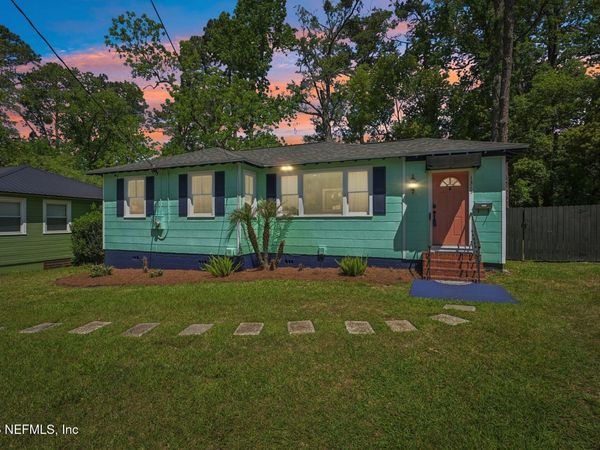 1315 AZALEA Drive, Jacksonville, FL 32205