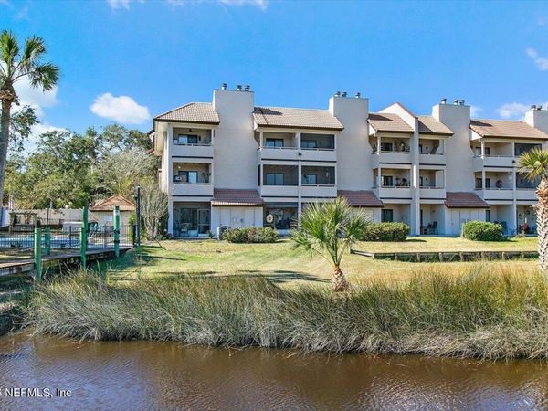1307 RIVER HILLS Circle E, Unit 9, Jacksonville, FL 32211