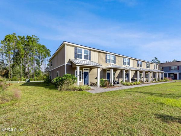 86440 SHORTLINE Circle, Yulee, FL 32097