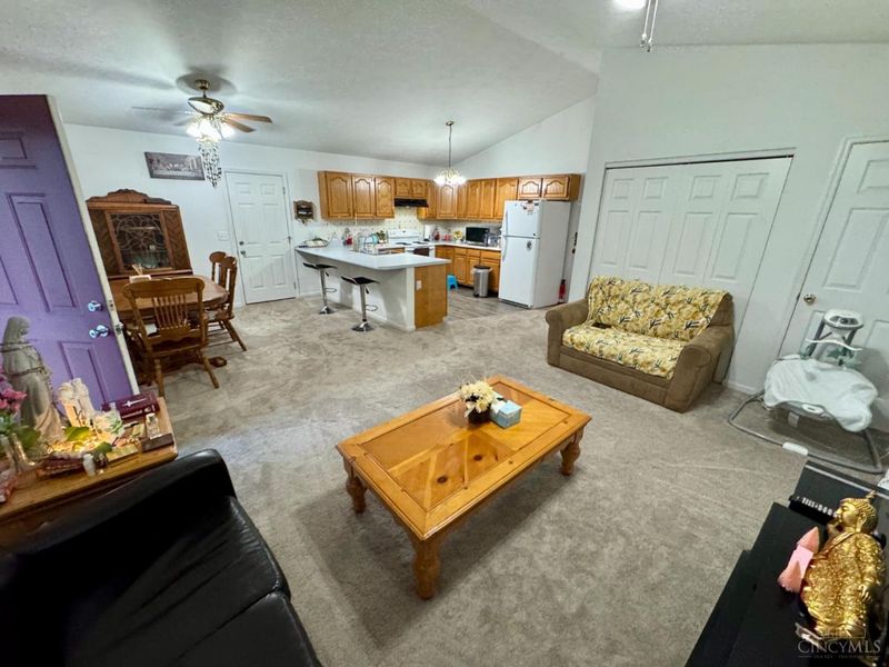 1904 Kenway Place, Middletown, OH 45044 Photo 2