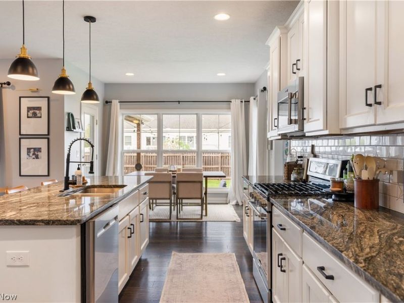 9945 Guardian Circle NW, North Canton, OH 44720 Photo 15