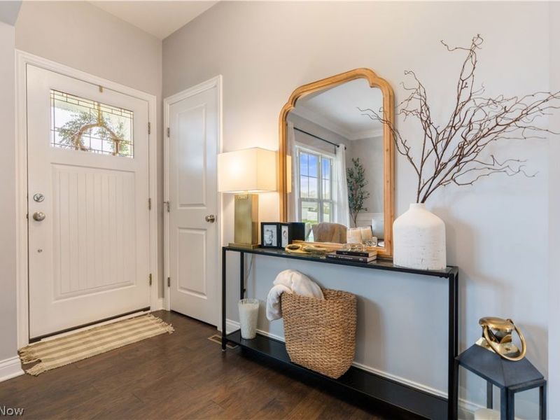 9945 Guardian Circle NW, North Canton, OH 44720 Photo 4