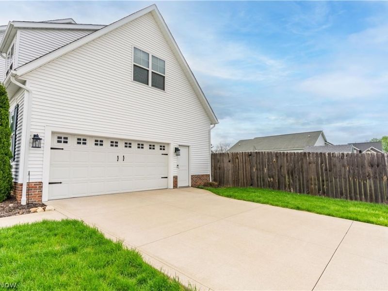 9945 Guardian Circle NW, North Canton, OH 44720 Photo 46