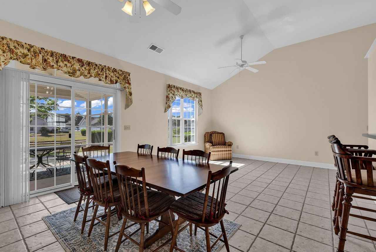 545 Sandridge Rd. Photo 10