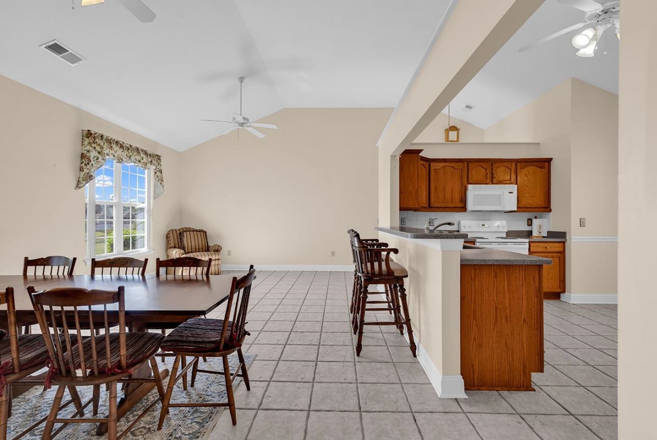 545 Sandridge Rd. Photo 11