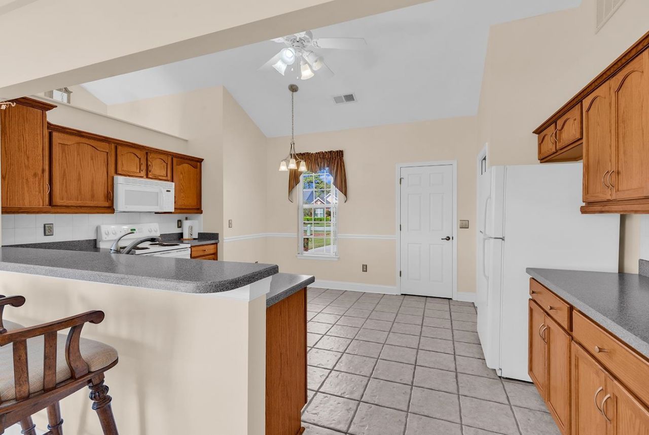 545 Sandridge Rd. Photo 14