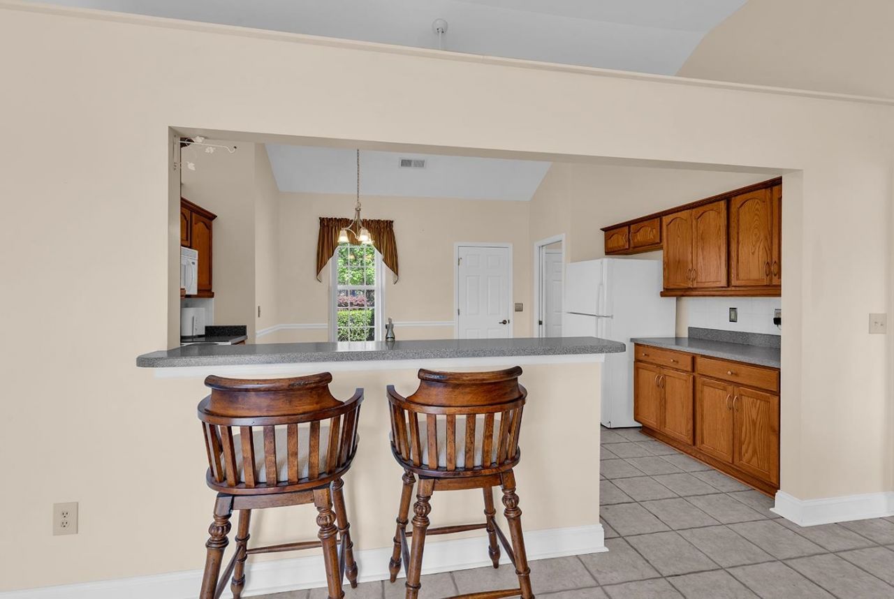 545 Sandridge Rd. Photo 15