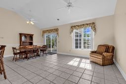 545 Sandridge Rd. photo 4