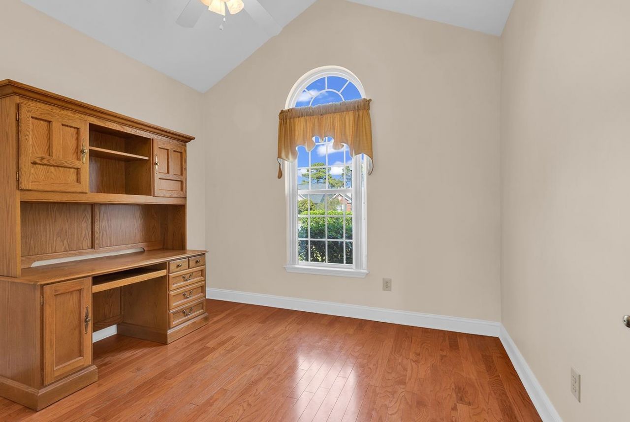 545 Sandridge Rd. Photo 20