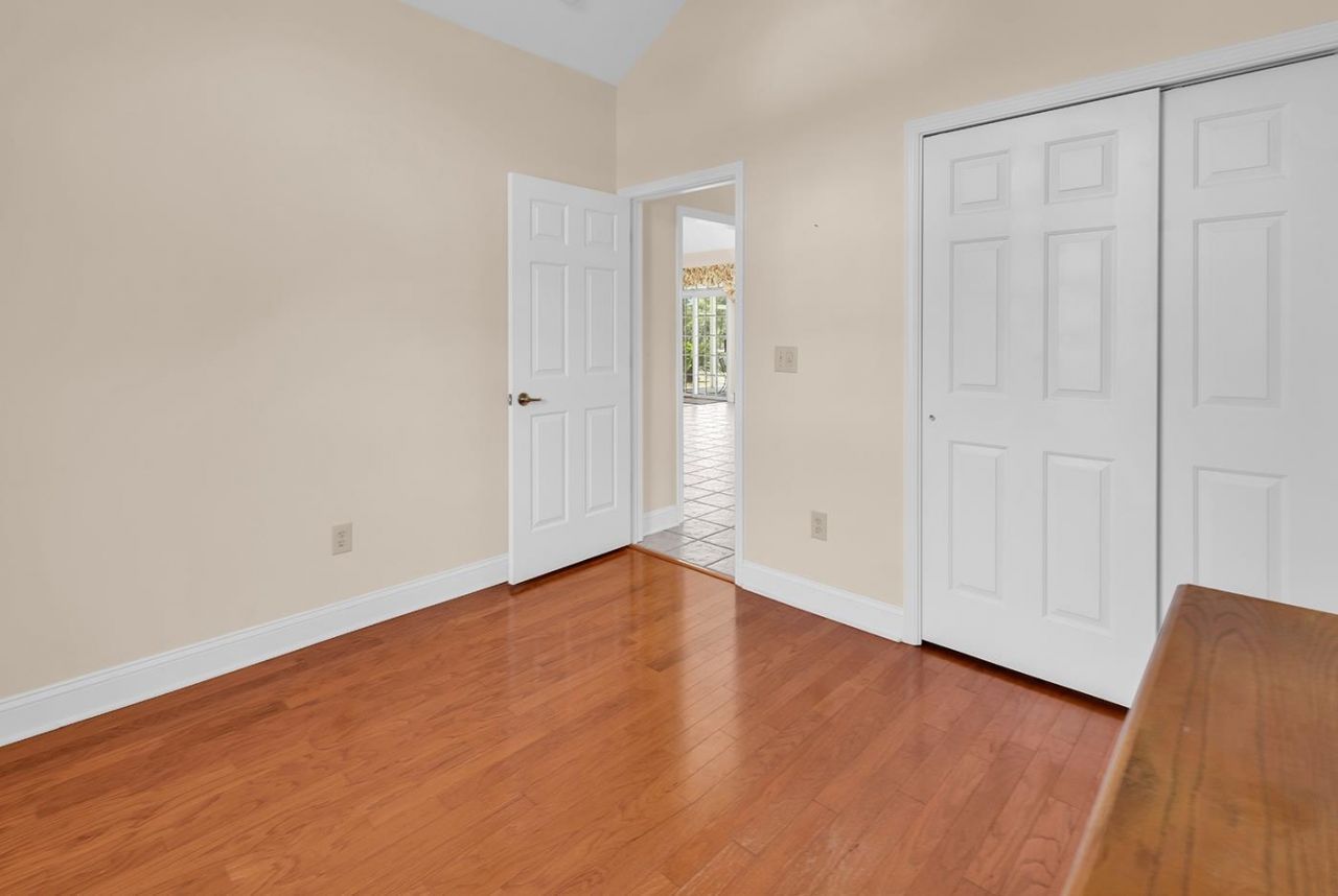 545 Sandridge Rd. Photo 22