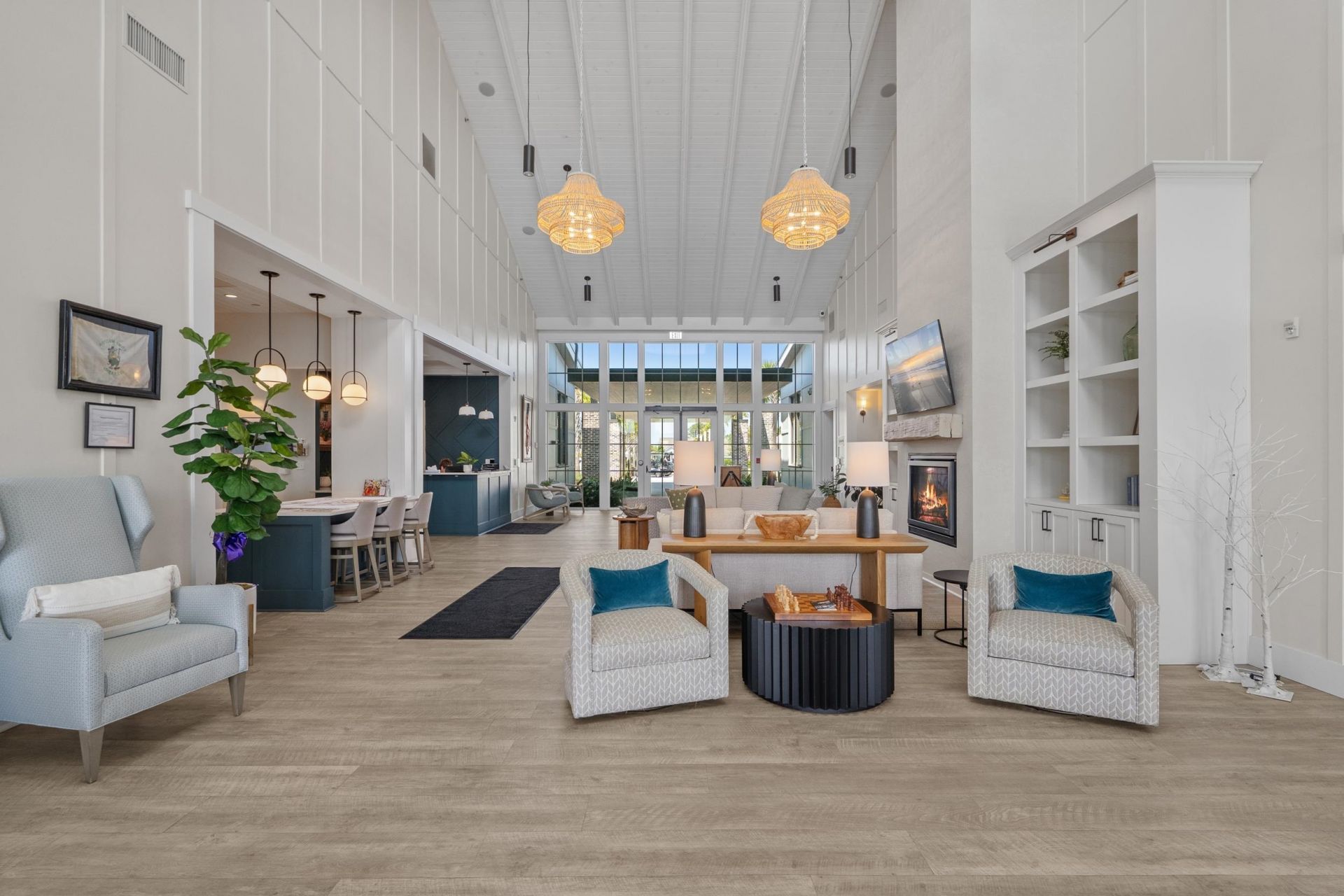 1338 Saw Palmetto St. Photo 6