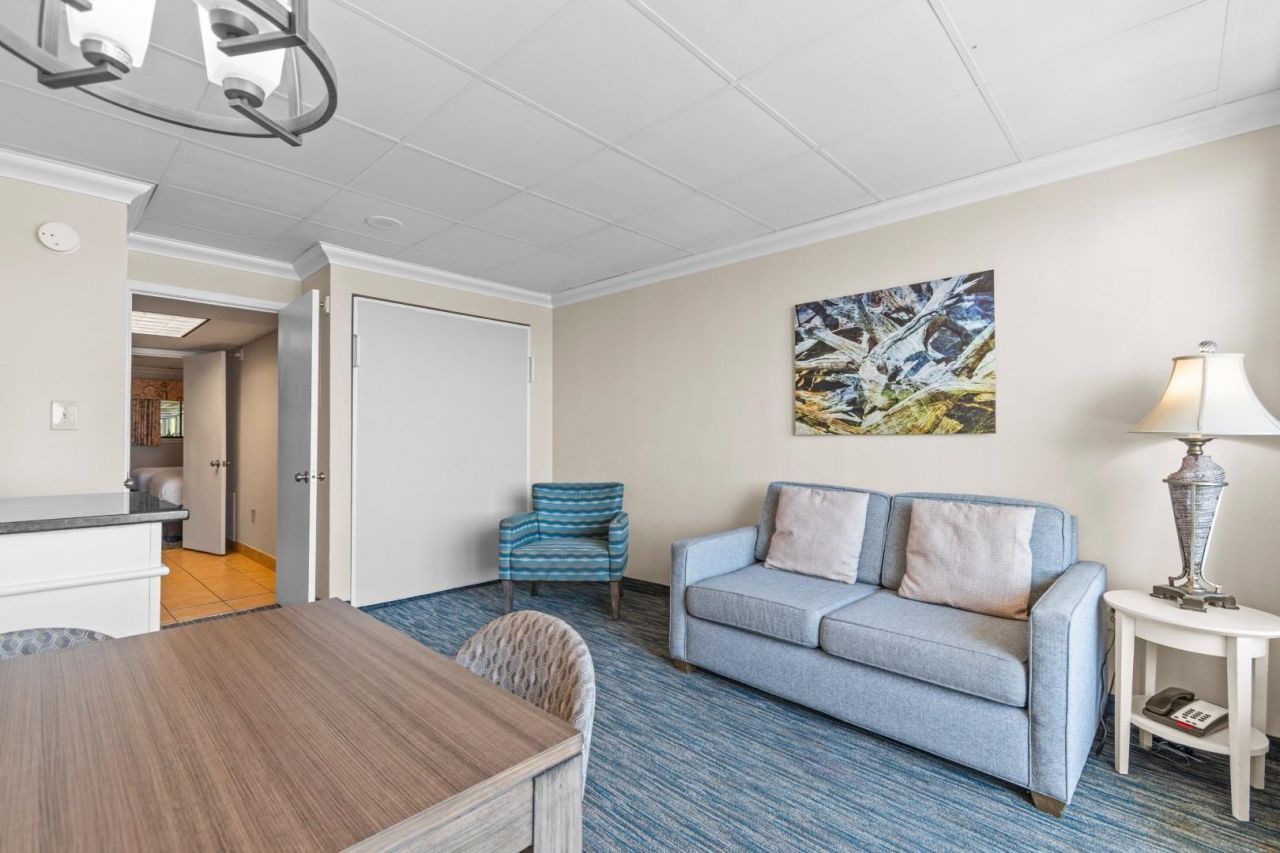 1105 S Ocean Blvd. Photo 12