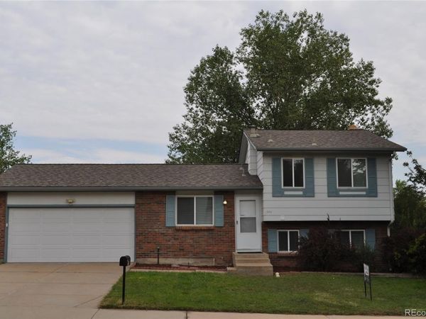 950 S Waco Way, Aurora, CO 80017