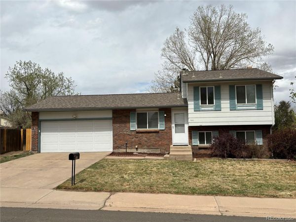 950 S Waco Way , Aurora, CO 80017