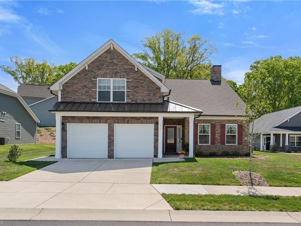 111 Candle Light Court, Advance, NC 27006