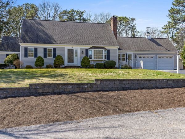 15 Greenwood Road, East Dennis, MA 02641