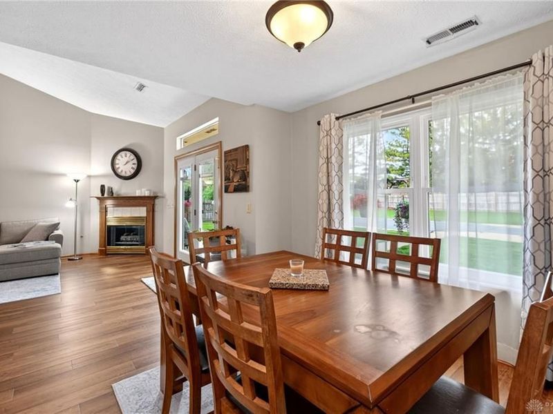 1359 Rose Lake Drive, Bellbrook, OH 45305 Photo 10