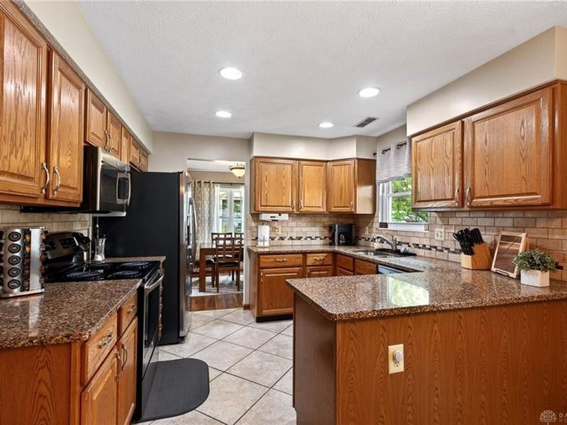 1359 Rose Lake Drive, Bellbrook, OH 45305 Photo 14