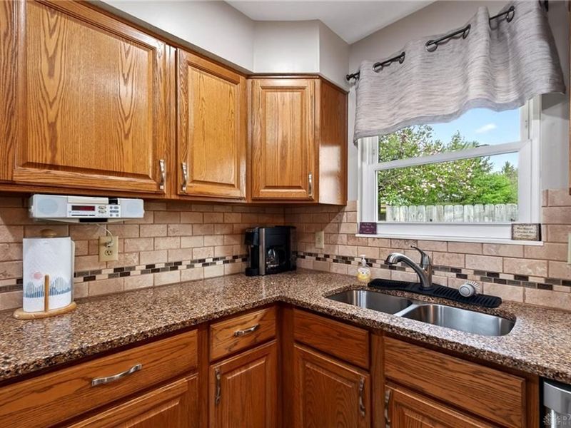 1359 Rose Lake Drive, Bellbrook, OH 45305 Photo 16