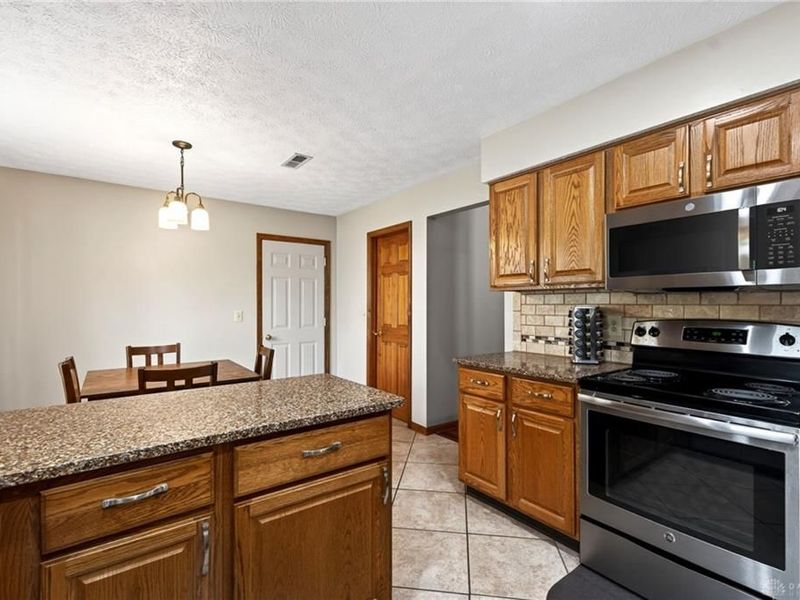 1359 Rose Lake Drive, Bellbrook, OH 45305 Photo 18