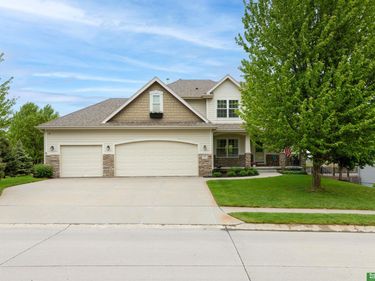 3805 S 202nd Street, Omaha, NE 68130