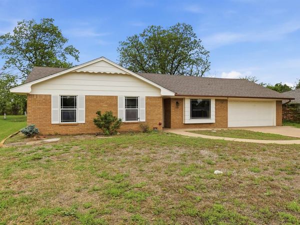 15 Preston Circle, Stillwater, OK 74075