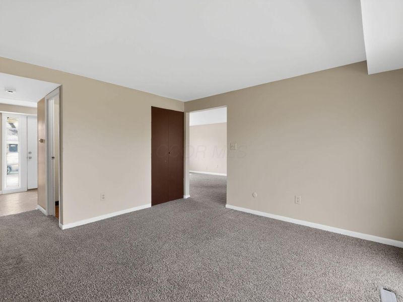 3714 Caracas Drive, Westerville, OH 43081 Photo 4