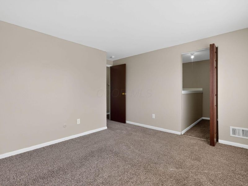 3714 Caracas Drive, Westerville, OH 43081 Photo 5