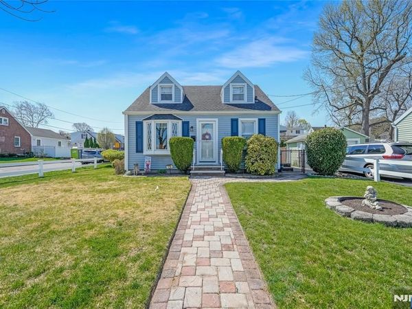 170 Spring Valley Avenue, MAYWOOD, NJ 07607