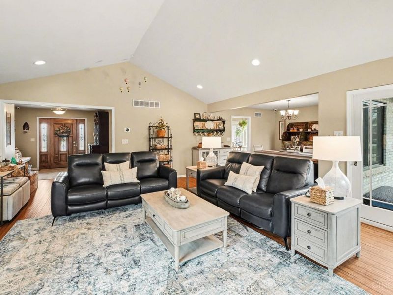 300 Sagewood Court, Monroe, OH 45050 Photo 5