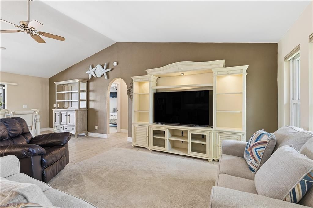 2018 SE 29th St, Cape Coral, FL 33904 Photo