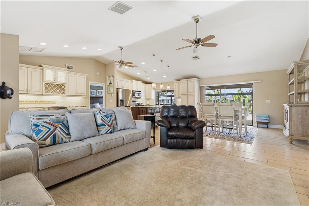 2018 SE 29th St, Cape Coral, FL 33904 Photo