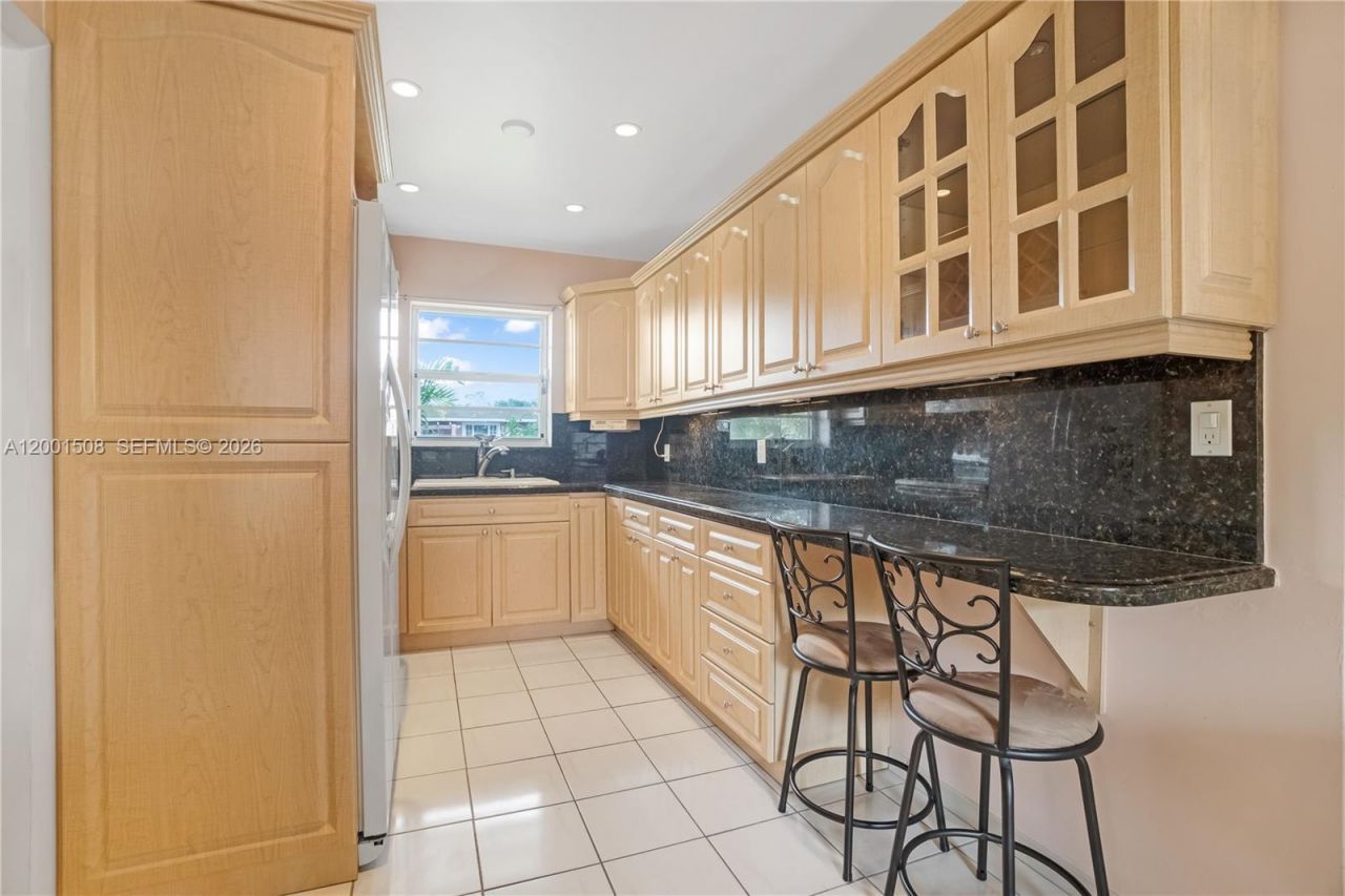 3240 SW 96th Ave, Miami, FL 33165 Photo